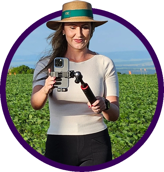 Karine Kettener — Teacher TK Inglês